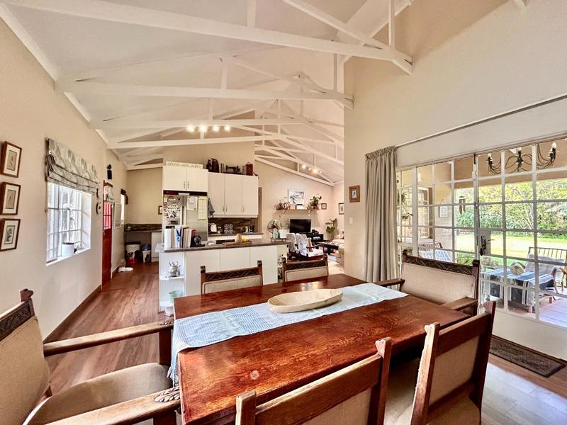 6 Bedroom Property for Sale in Hartbeespoort Rural North West